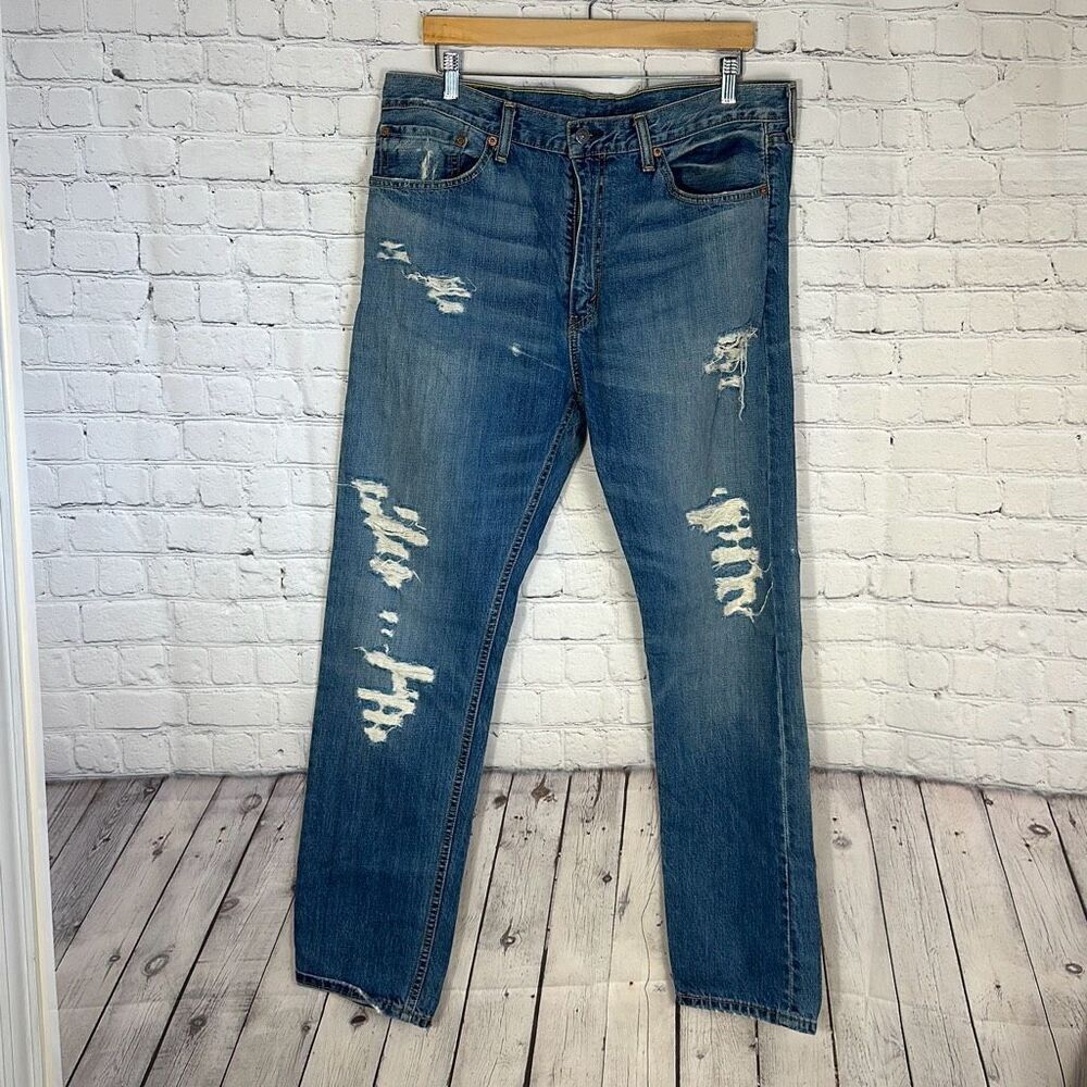 Levi’s Mens 508 Regular Taper Distressed Jeans size W36 x L32